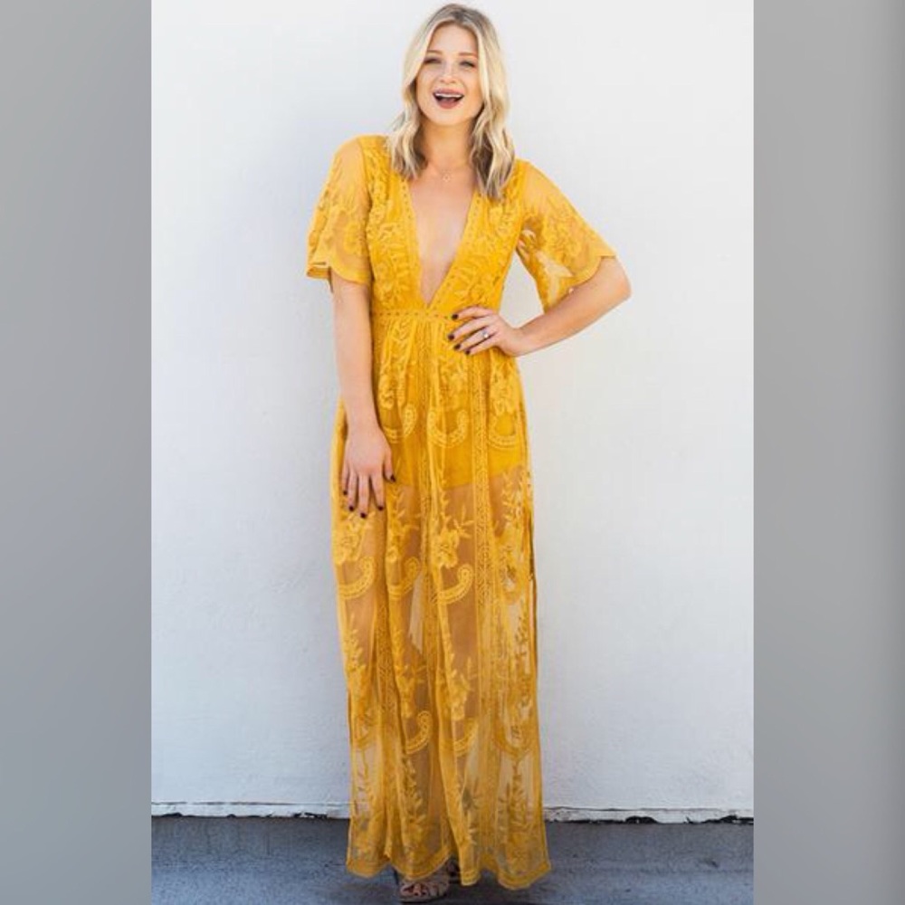 Chloe Grid Maxi lace dress